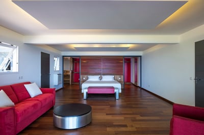 Luxury Villa Photo #29