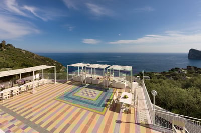 Luxury Villa Photo #4