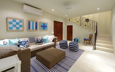 Luxury Villa Photo #14