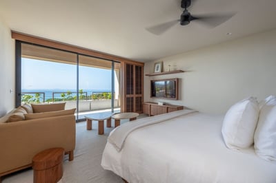 Luxury Villa Photo #29