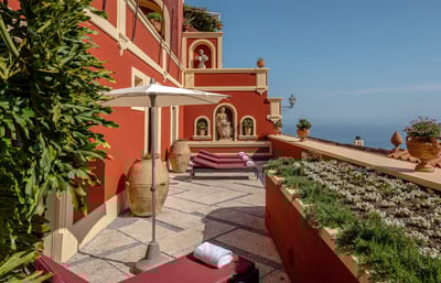 Luxury Villa Photo #4