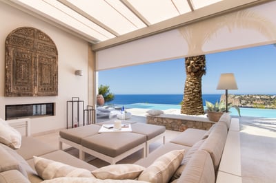 Luxury Villa Photo #12