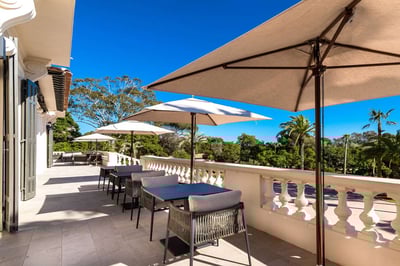 Luxury Villa Photo #19