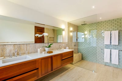 Luxury Villa Photo #29