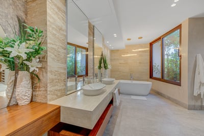 Luxury Villa Photo #28