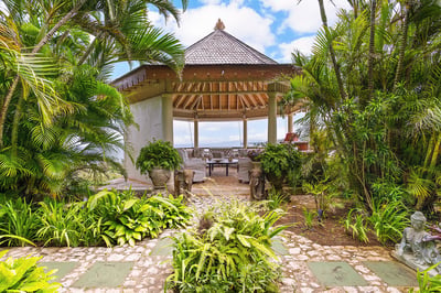 Luxury Villa Photo #5