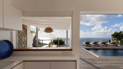 Kitchen & Dining Area