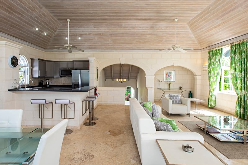 Royal Villa 1 | Swansway