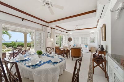 Luxury Villa Photo #5