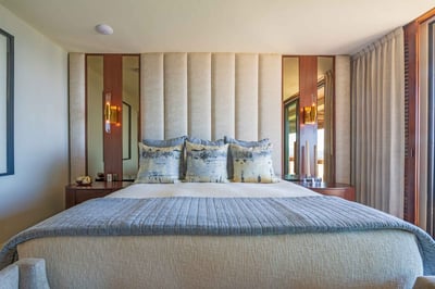 Luxury Villa Photo #26