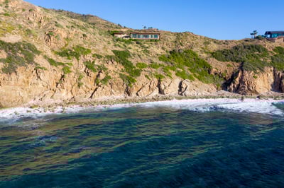 Luxury Villa Photo #3
