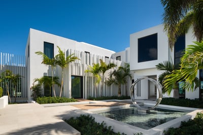 Luxury Villa Photo #22