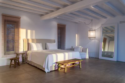 Luxury Villa Photo #45