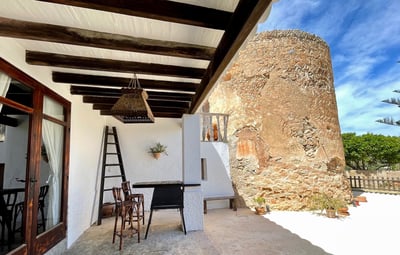Luxury Villa Photo #16
