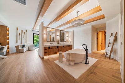 Luxury Villa Photo #56