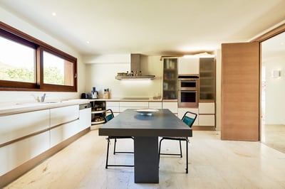 Luxury Villa Photo #18