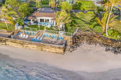 Luxury Villa Photo #2