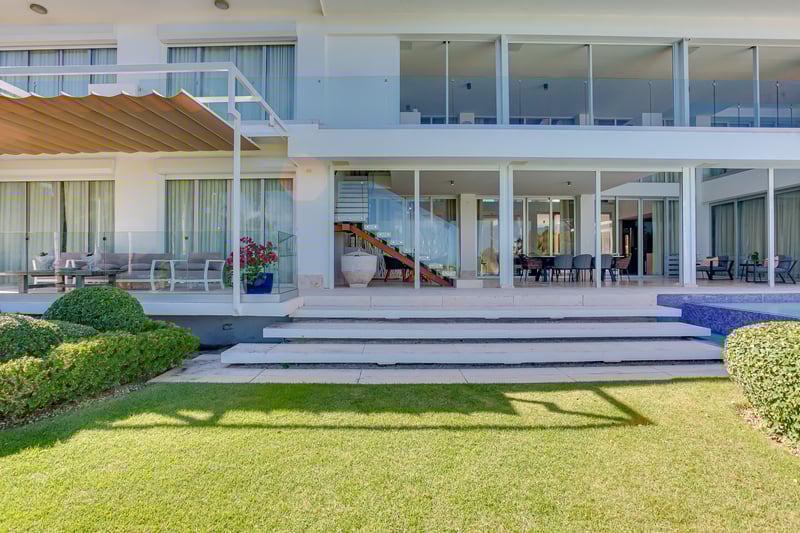 Hacienda C1 | Sol Invictus