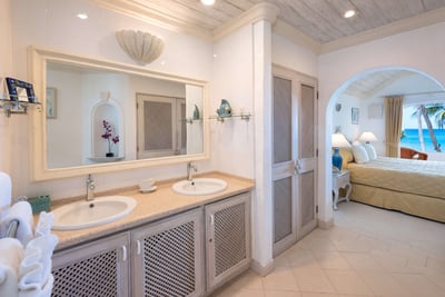 Luxury Villa Photo #13