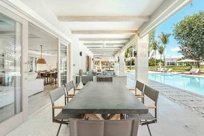 Luxury Villa Photo #12