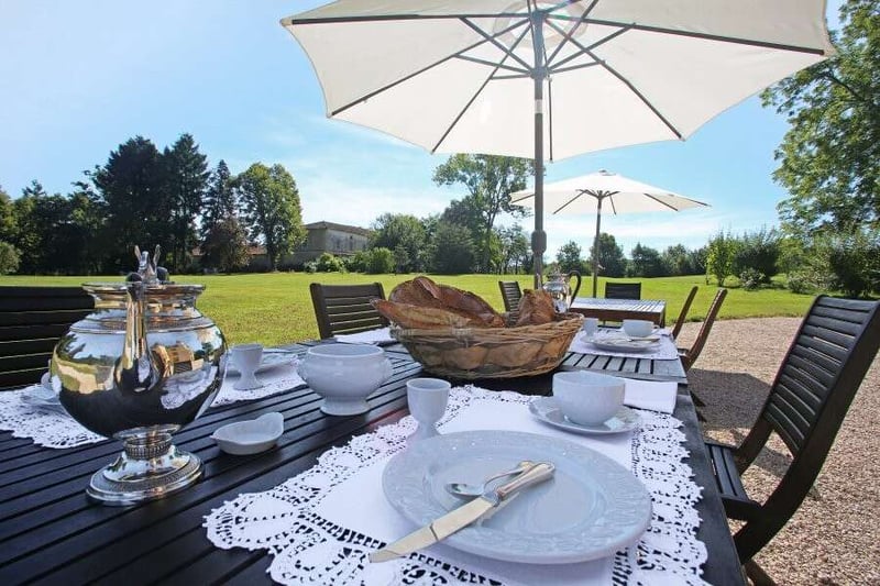 Chateau de Montpezat