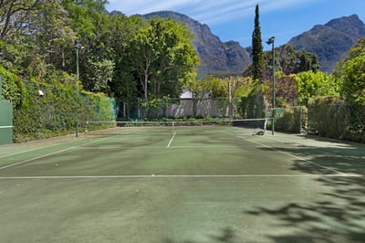 Luxury Villa Photo #8