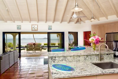Luxury Villa Photo #8