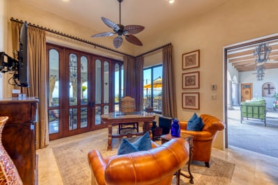 Luxury Villa Photo #27