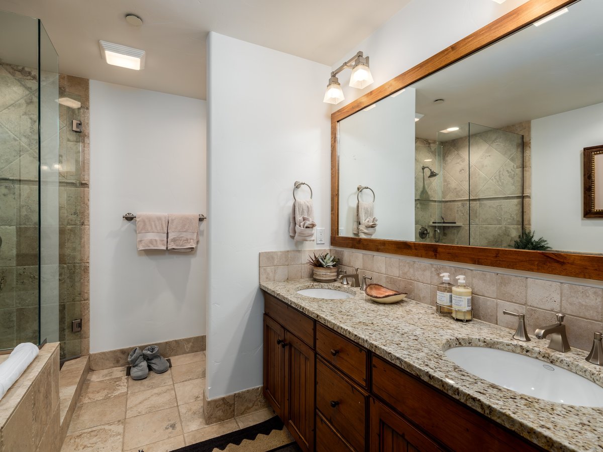 Spanish Peaks | Nestledown