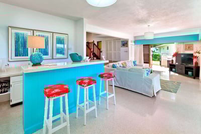 Luxury Villa Photo #6