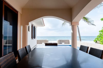 Luxury Villa Photo #8