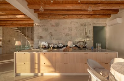 Luxury Villa Photo #6