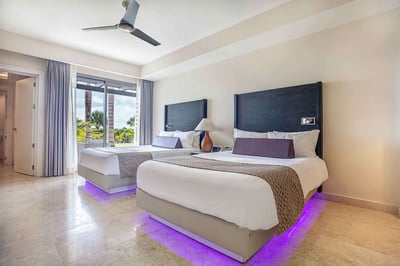 Luxury Villa Photo #13