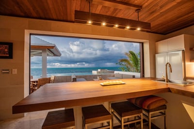 Luxury Villa Photo #15