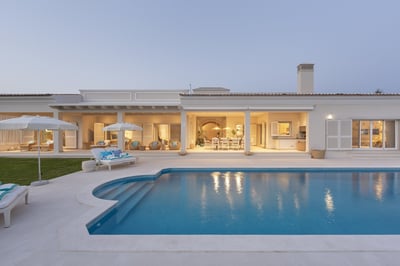Luxury Villa Photo #2