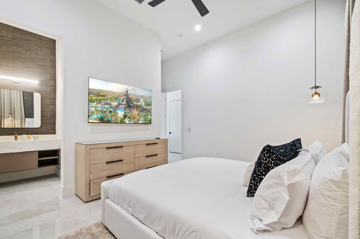 Reunion Royale Retreat