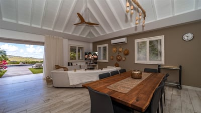 Kitchen & Dining Area