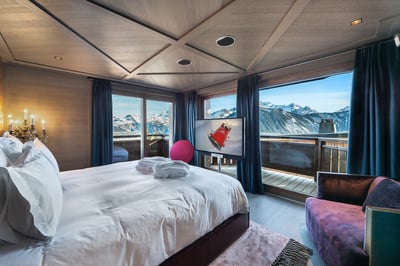 Luxury Villa Photo #14