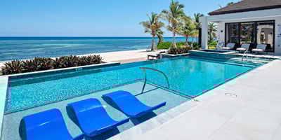 Luxury Villa Photo #6
