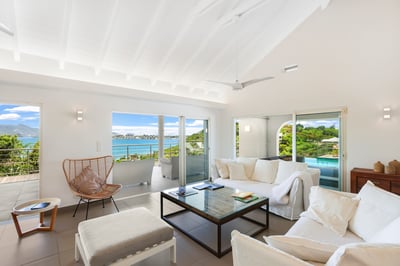 Luxury Villa Photo #13