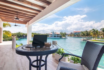 Luxury Villa Photo #6