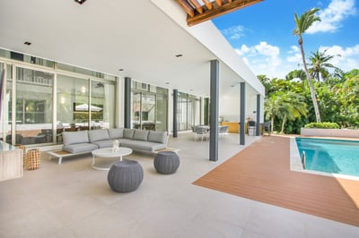 Luxury Villa Photo #14
