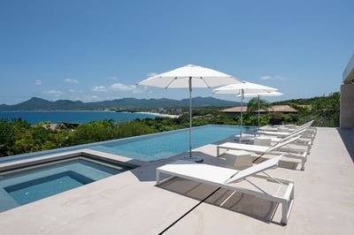 Luxury Villa Photo #7