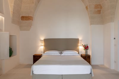 Luxury Villa Photo #18