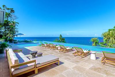 Luxury Villa Photo #2