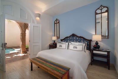 Luxury Villa Photo #9