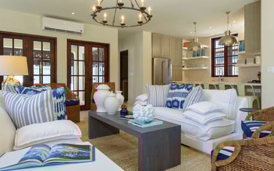 Luxury Villa Photo #12