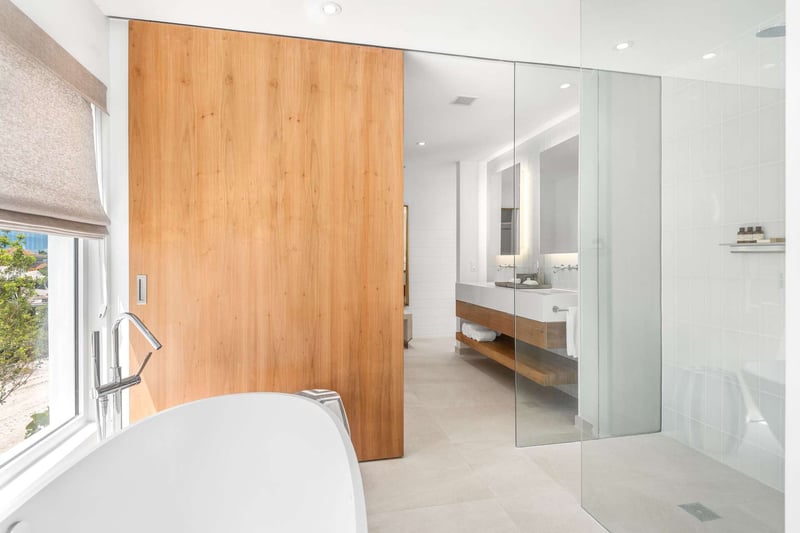 Beach Enclave Grace Bay 6 BDM Premium Ocean View Villa