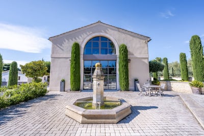 Luxury Villa Photo #10