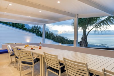 Luxury Villa Photo #24